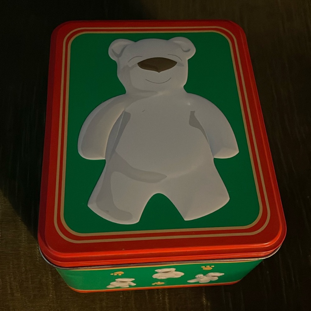 Lush butterbear tin empty green red polar bear hinged lid